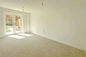 Suffolk, IP19 8TP picture 5