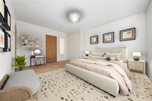 Holt, NR25 6EW picture 4