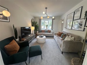 Suffolk, NR34 9YU picture 2