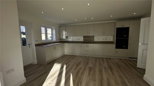 Suffolk, NR34 9YU picture 2