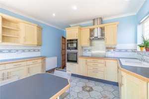 Huntingdon, Cambridgeshire, PE28 9AG picture 5