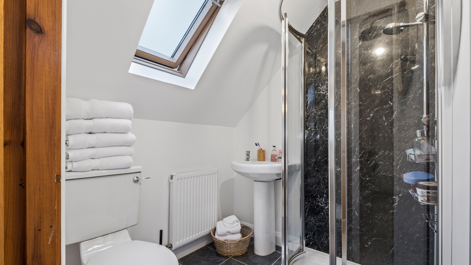 En-Suite -Bedroom 3.jpg