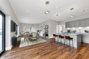 Royston, Cambridgeshire, SG8 0BQ picture 3