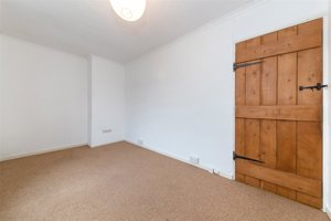 Royston, SG8 6BX picture 5