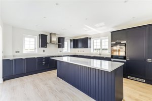 Cambridgeshire, SG8 5HT picture 3