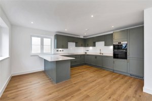 Royston, Cambridgeshire, SG8 0JE picture 2